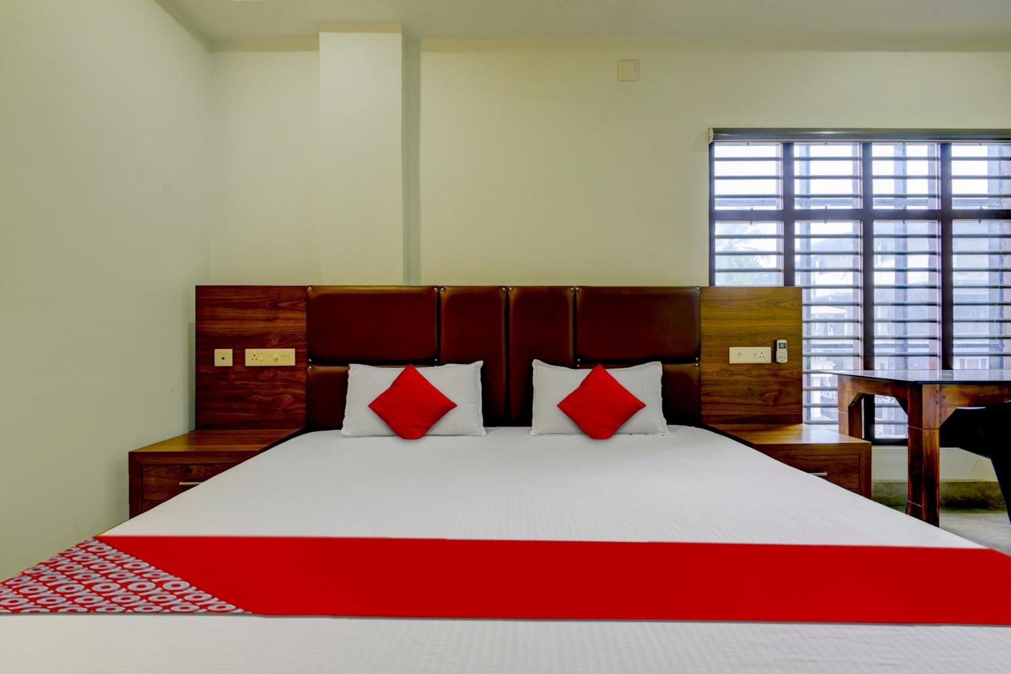 Hotel O Royal Tower Lodge Etakkare Екстериор снимка
