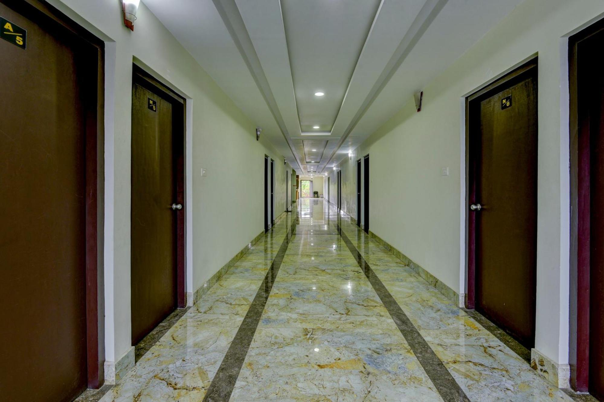 Hotel O Royal Tower Lodge Etakkare Екстериор снимка